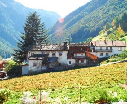 Alpenrose Aparthotel Martello Bagian luar foto