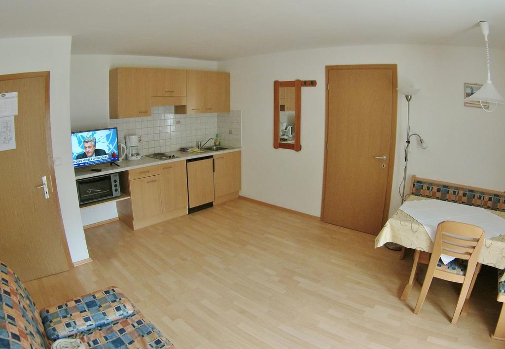 Alpenrose Aparthotel Martello Bagian luar foto